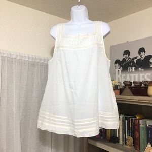 Gap XL 100% Cotton Sleeveless White Crochet Top